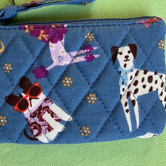 VERA BRADLEY BARK PARK ZIP ID CASE:NWT DOGS - Picture 3 of 6